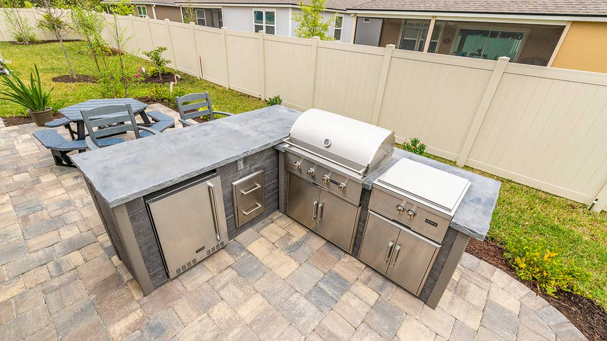 L shape outdoor kitchen design plans with multiple cooking appliances