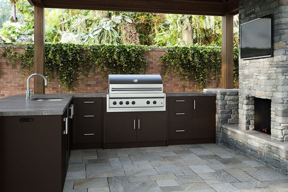 l shaped weatherstrong cabinets with adjacent fireplace