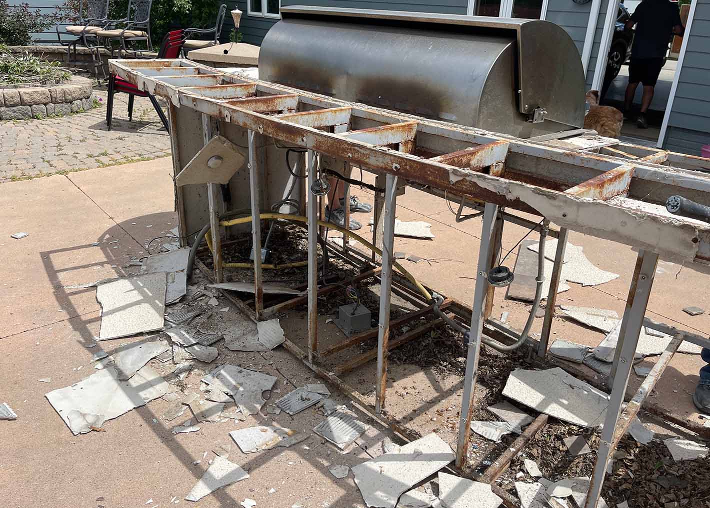 metal frame for outdoor kitchen disadvantages falling apart after a few winters