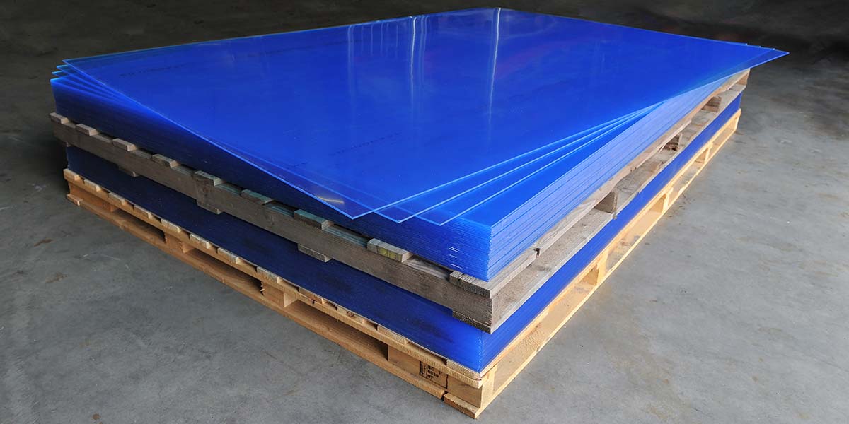 acrylic roof panels for an outdoor kitchen roof structure