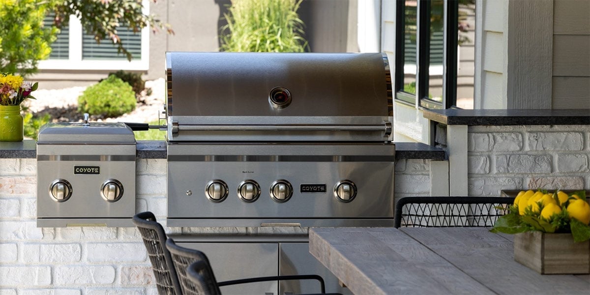 built in gas grill and dual side burner