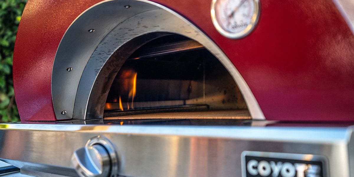 close up of coyote pizza oven