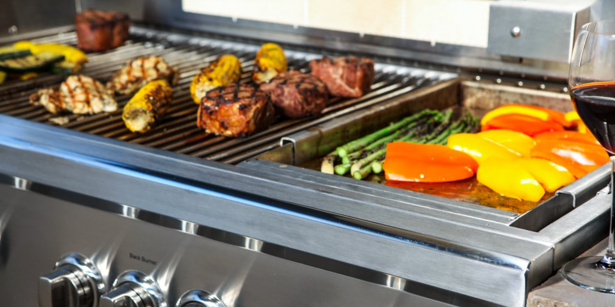 close up of griddle insert for gas grill