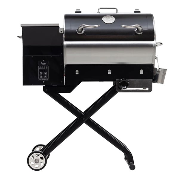 close up of recteq road warrior pellet smoker