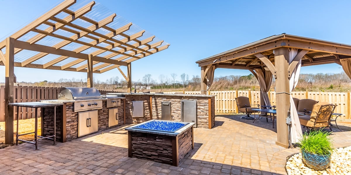 covered outdoor kitchen