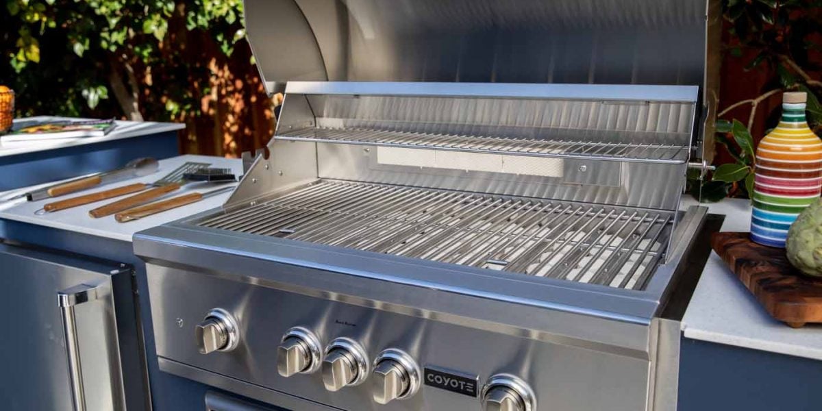 coyote 36 in s series grill built into a moks outdoor kitchen