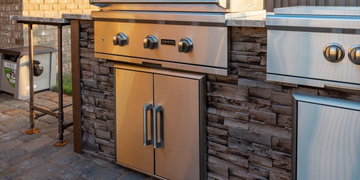 coyote c series grill built into rta outdoor island