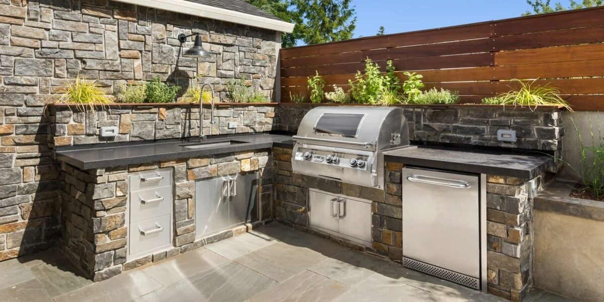 custom diy outdoor kitchen