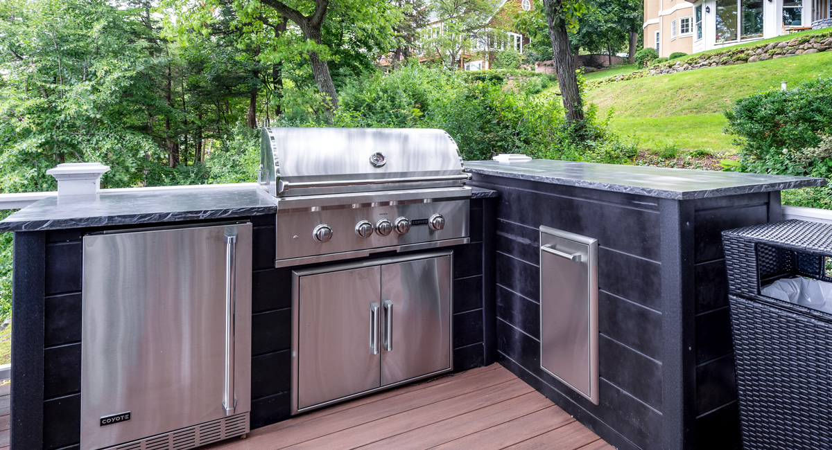 l shaped outdoor kitchen on deck