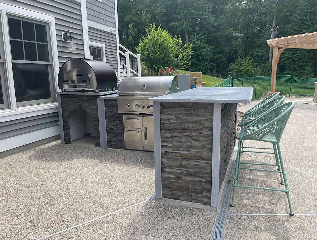 outdoor kitchen bar ideas with pizza oven and bar stools