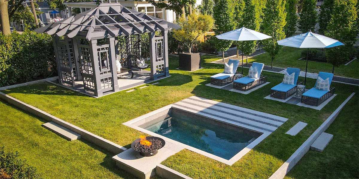 make a splash with a plunge pool