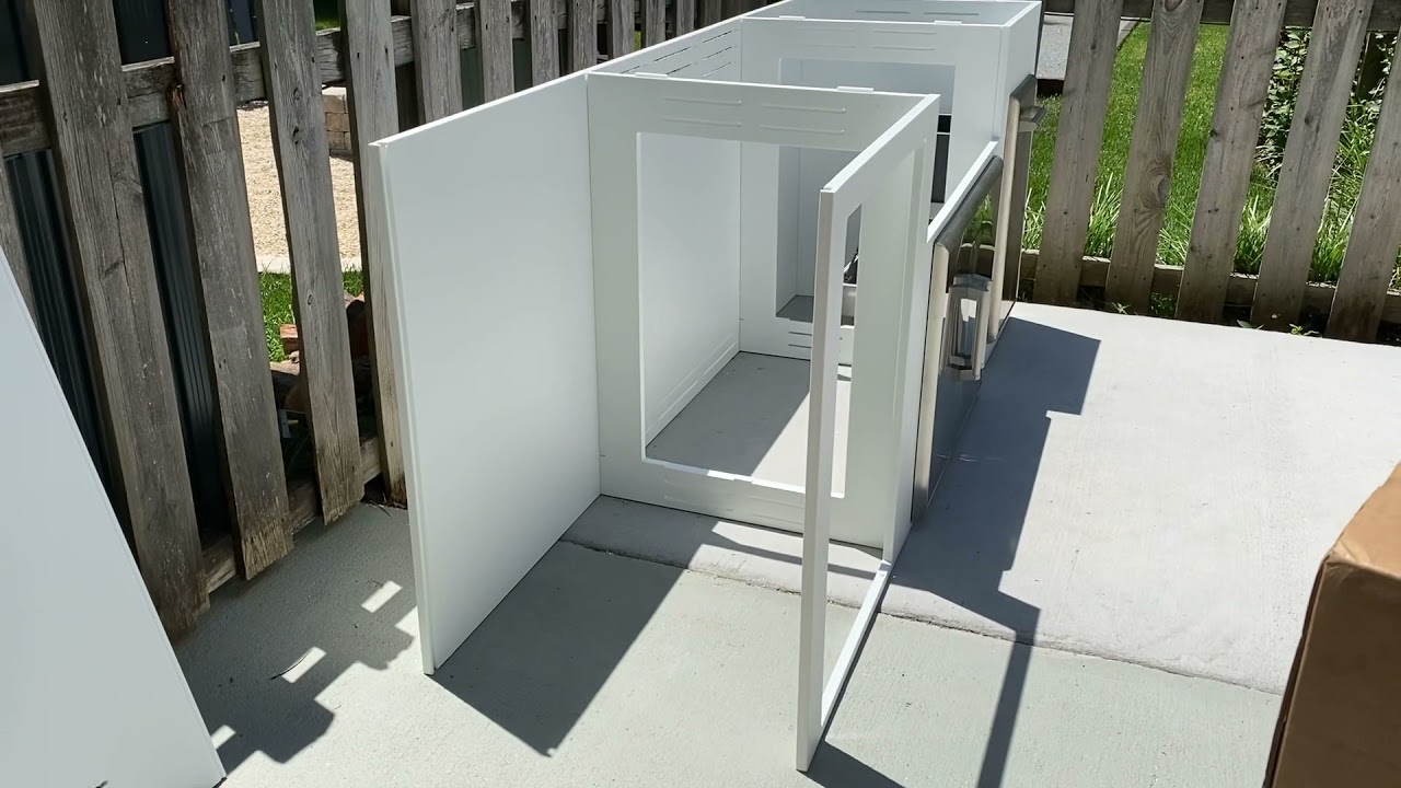 Installation Review of the Modular Outdoor Kitchen System by RTA Outdoor Living & Coyote Outdoor