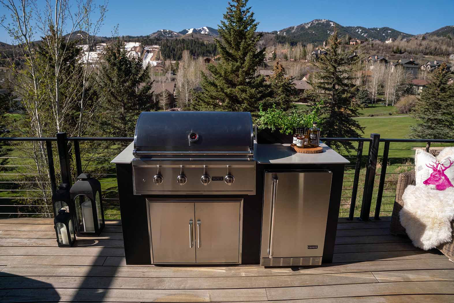modular outdoor kitchen on deck