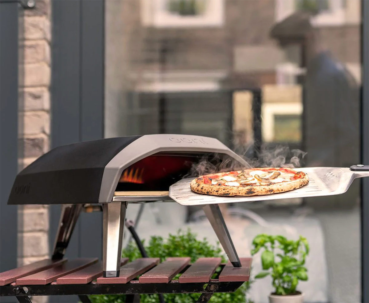 ooni koda 12 gas powered pizza oven
