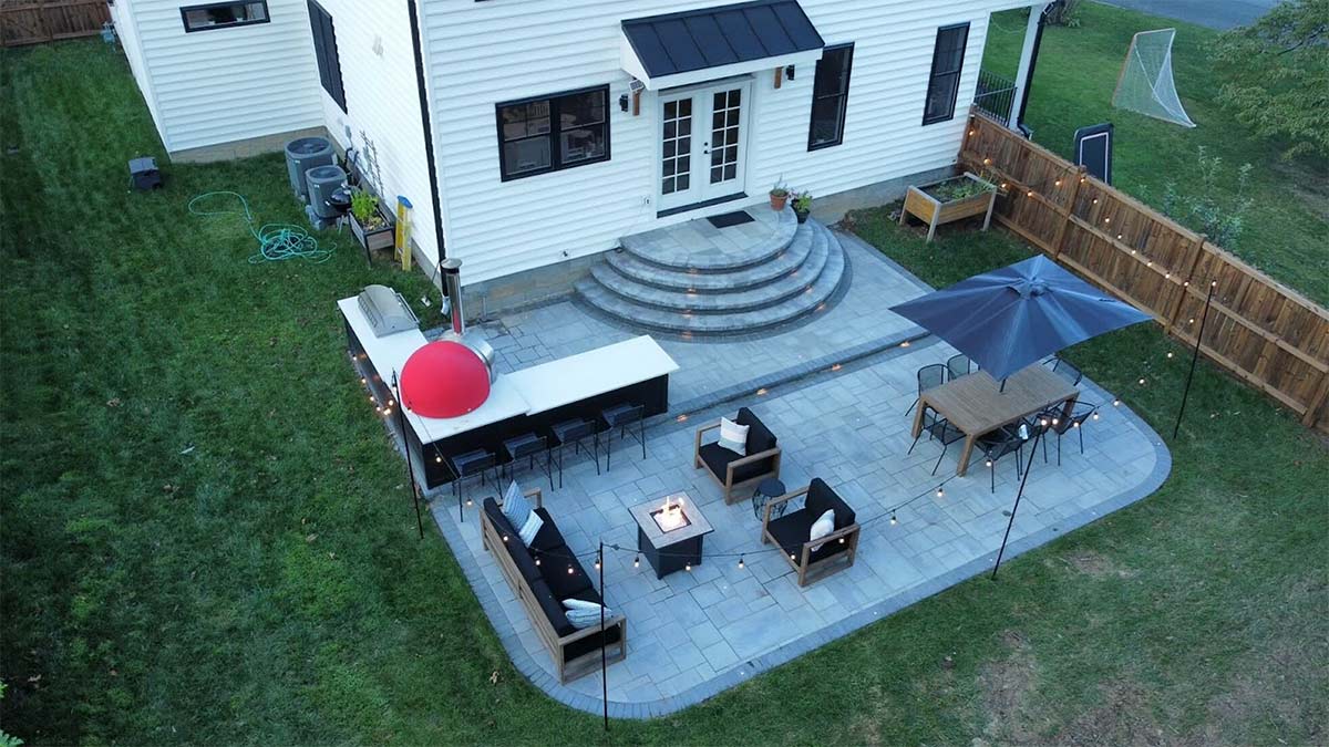 patio bar ideas with pavers and seating area
