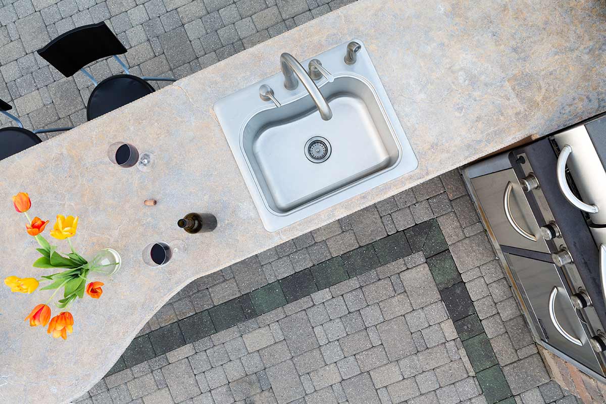 Drop In Sink for Outdoor Kitchen in Countertop