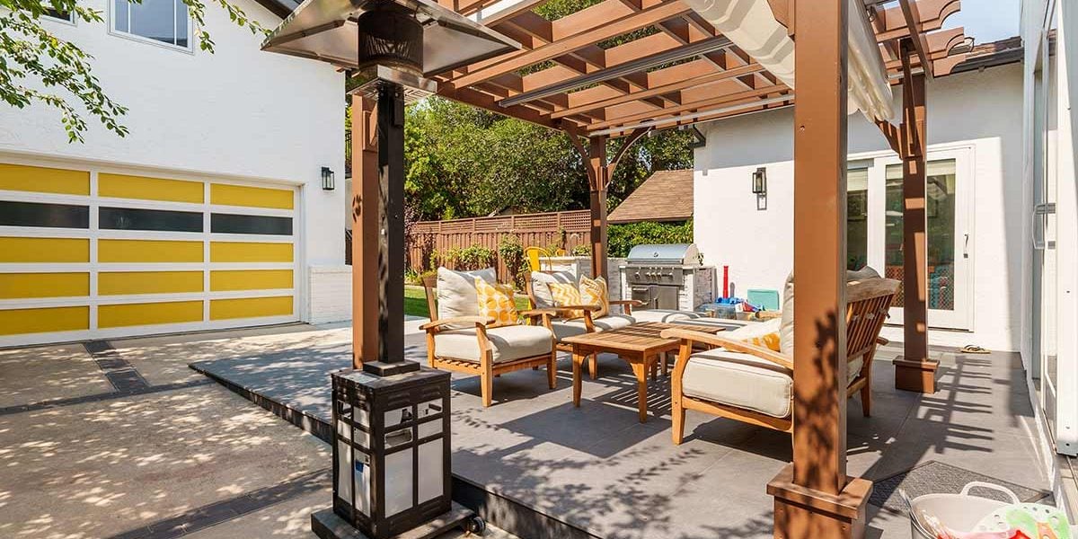 Benefits of an outdoor kitchen pergola