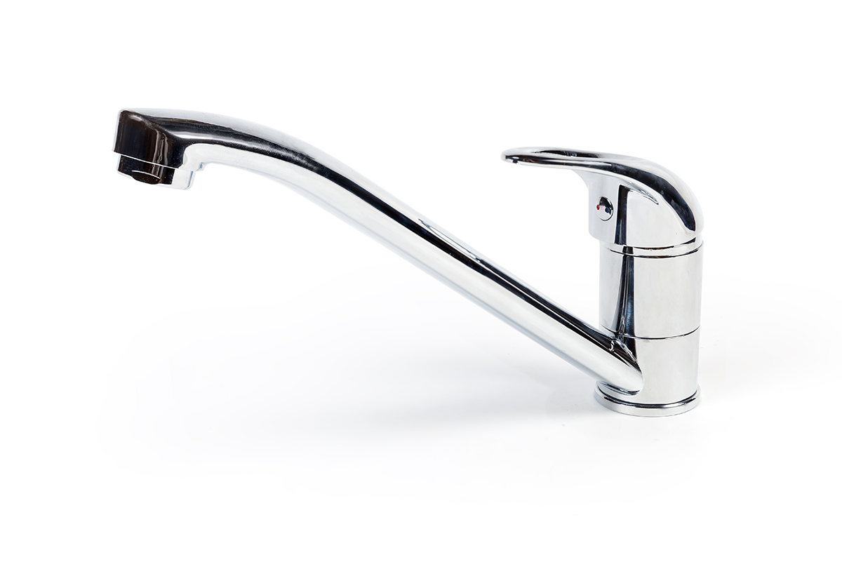 Swivel spout faucet